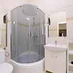 Elegancki 3city Z Parkingiem W Sopocie Blisko Plazy By Renters Apartamento *