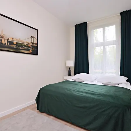 Apartment Elegancki 3city Z Parkingiem W Sopocie Blisko Plazy By Renters
