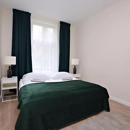 Elegancki 3city Z Parkingiem W Sopocie Blisko Plazy By Renters Apartment
